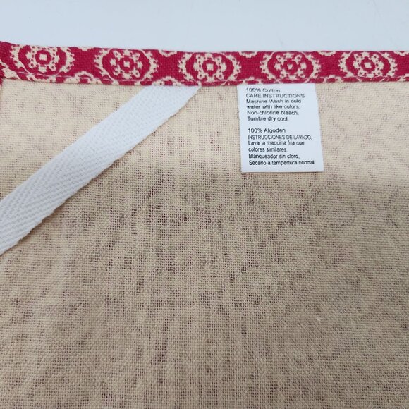 Red & Beige Fall Kitchen Towel With Leaf & Acorn Applique 16"x26" - Picture 3 of 9